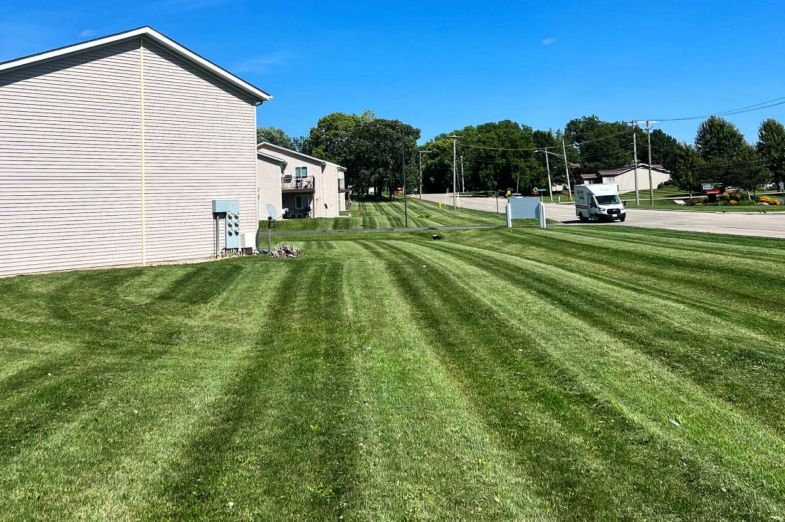 lawn care Freeport Illinois